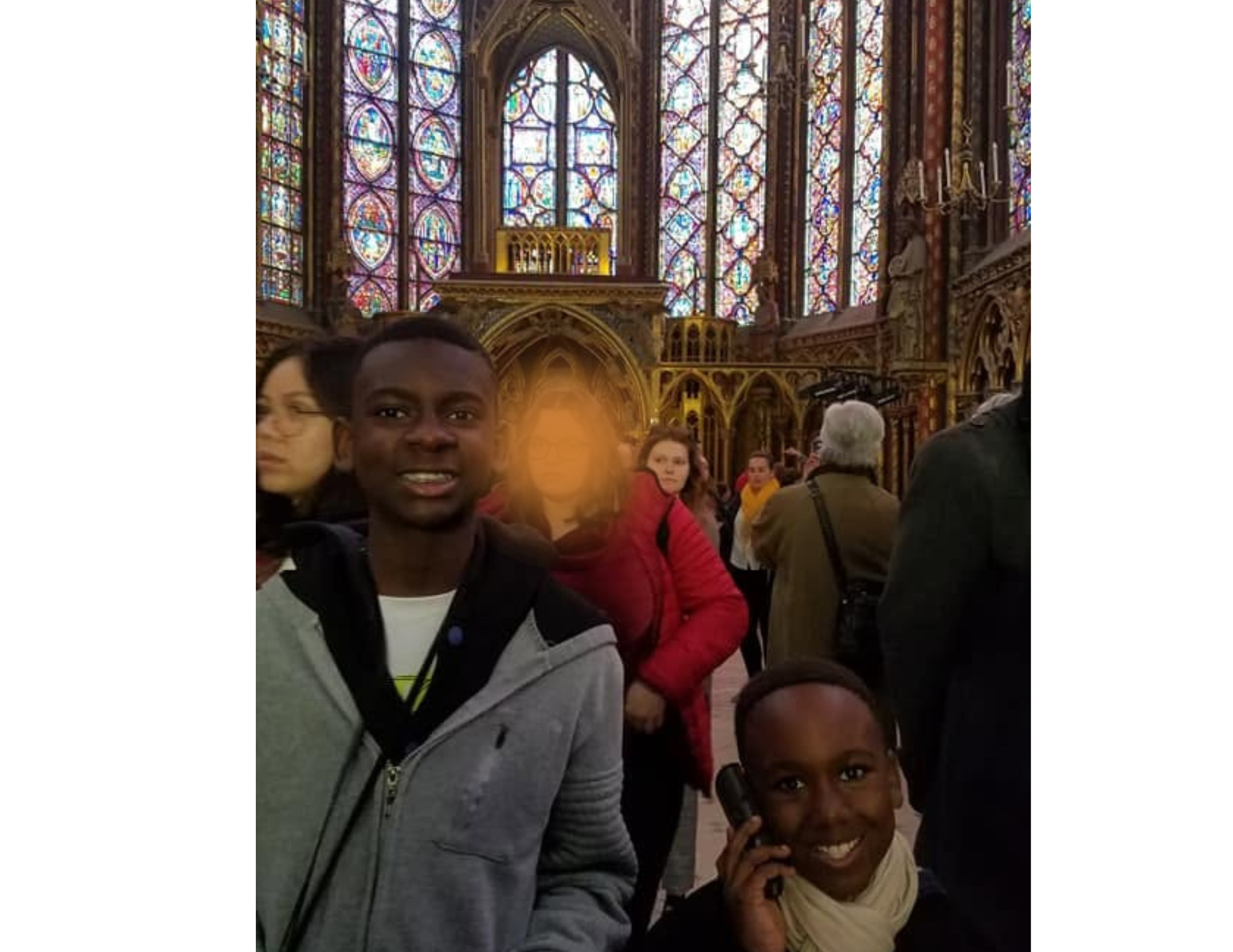 Paris Travel Guide (4).png